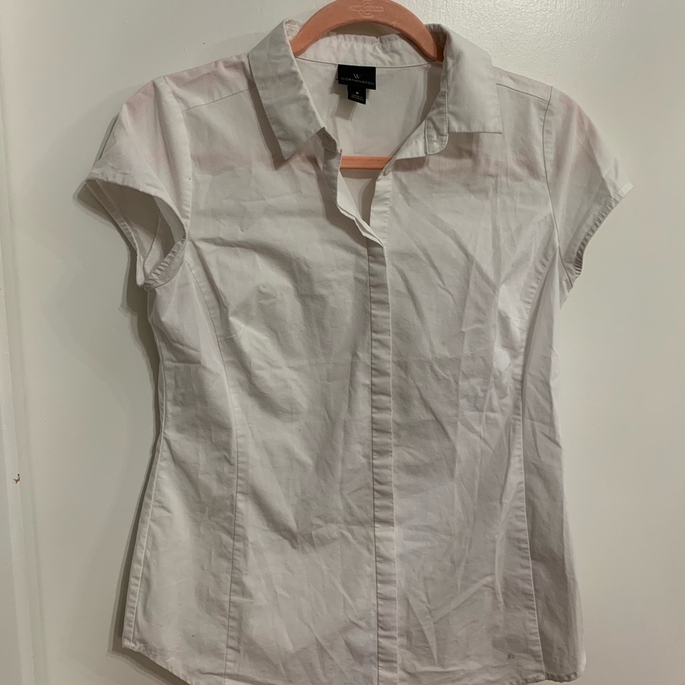 White button down short sleeve shirt, S